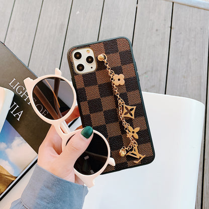 L.V Plaid Pattern With Gold Chain iPhone Cases